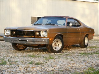 73 Gold Duster 318-4speed